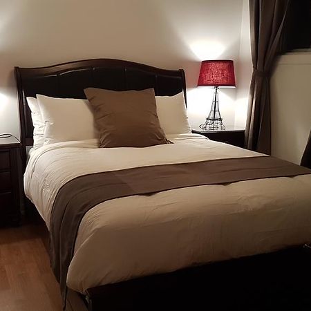 גטינו Three-Bedroom Apartment Sweet #6 By Amazing Property Rentals מראה חיצוני תמונה