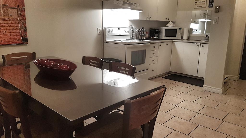 גטינו Three-Bedroom Apartment Sweet #6 By Amazing Property Rentals מראה חיצוני תמונה